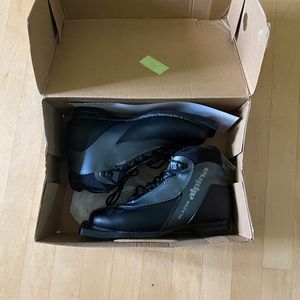 Alpina Three Pin XC County Ski Boots